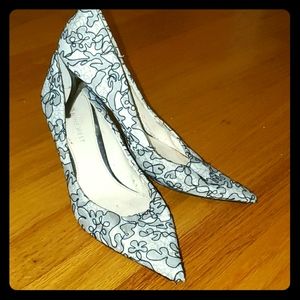 Nine West size 7 1/2 high heels